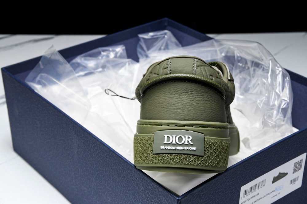 D1or B33 Gravity Leather 'Oblique Triple Khaki' - Image 26