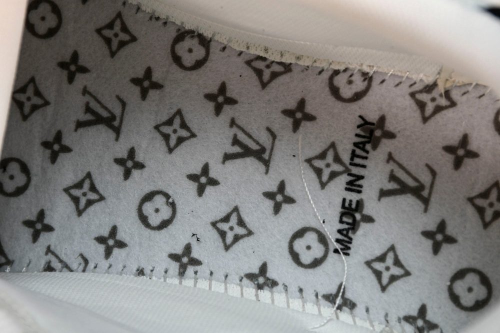 Louis Vuittоп Trainer Low 'Signature Black' - Image 16