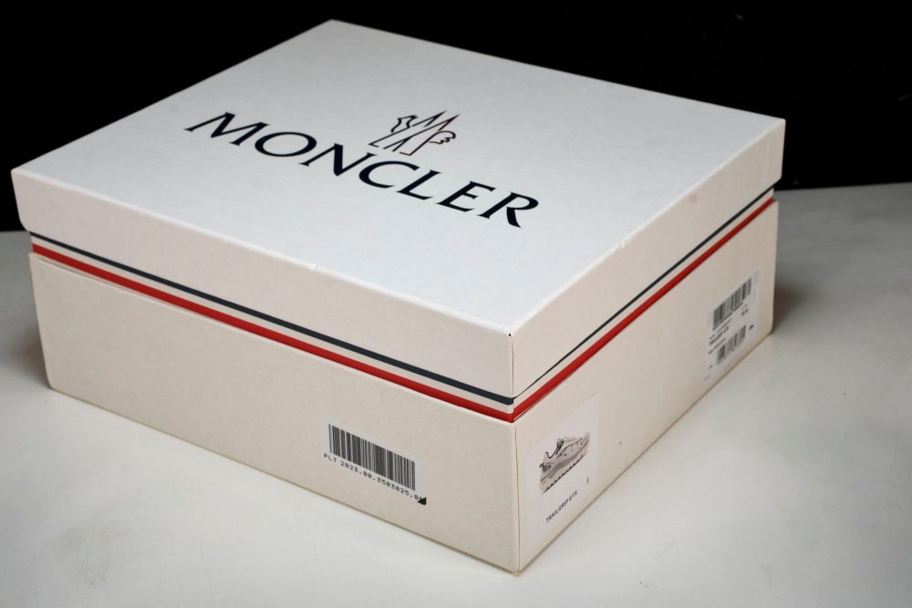 Moncler Trailgrip GTX 'White Grey' - Image 29