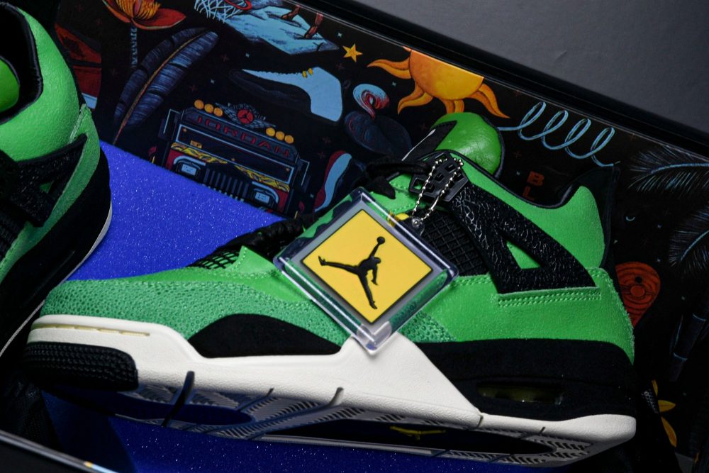 AJ4 Retro 'Manila' (Special Box) - Image 36