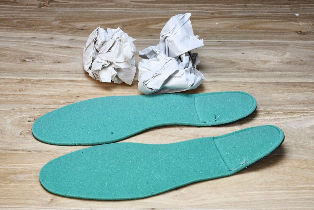 AD x Clarks '8th Street Samba' by Ronny Fieg 'Shadow Green' - Image 17