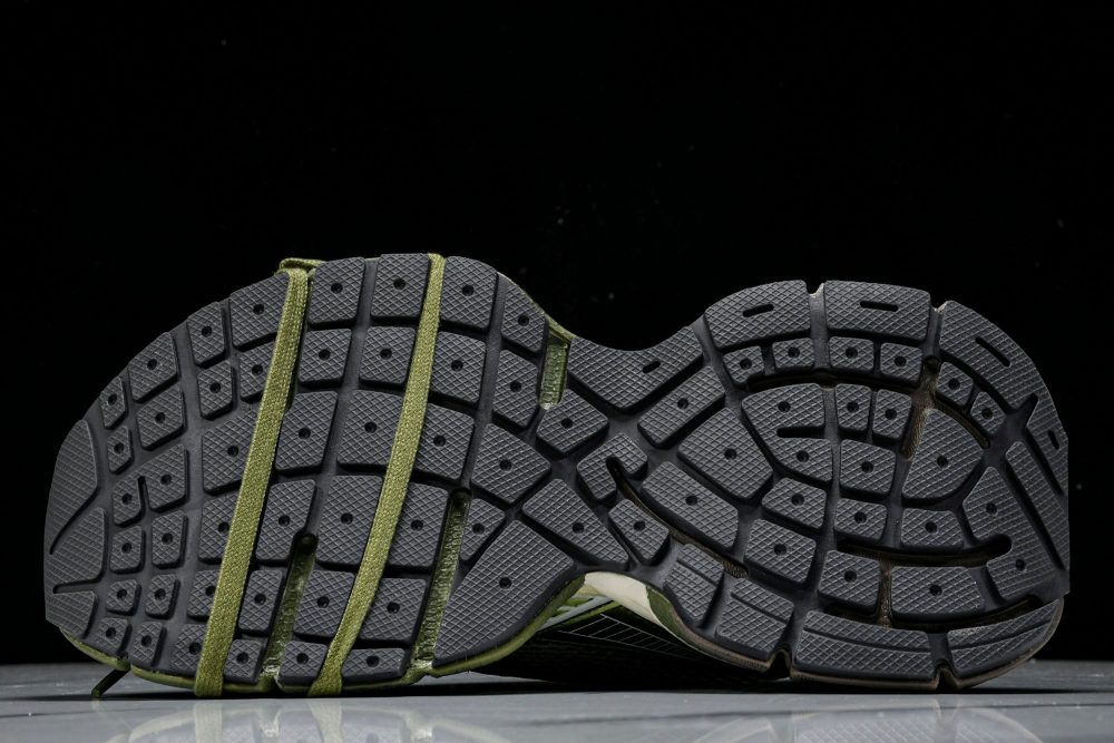 3XL Sneaker 'Khaki Eggshell' - Image 4