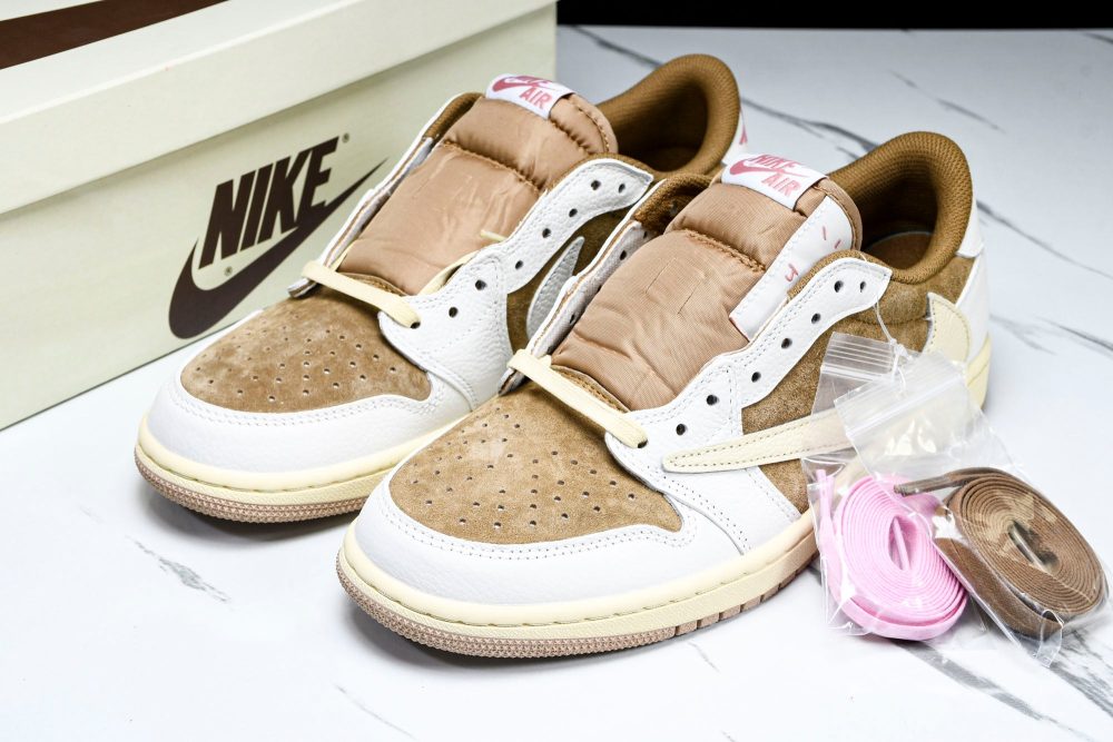 Travis Scott AJ1 Retro Low OG 'Sail Shy Pink' - Image 20