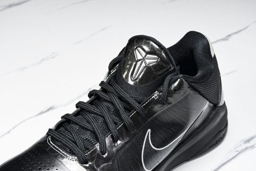 Kobe 5 'Blackout' - Image 10