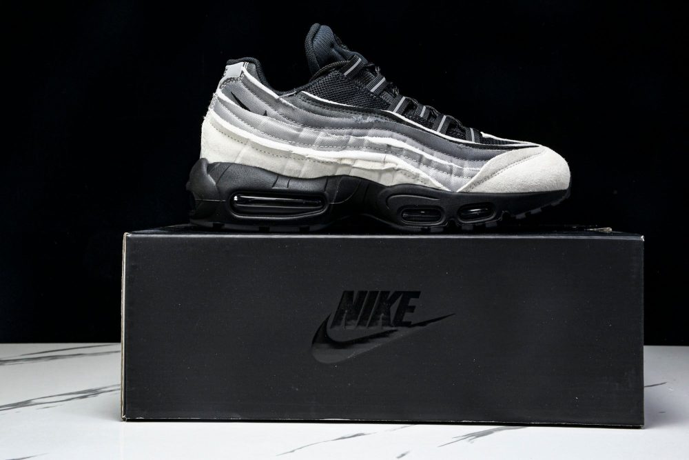 Comme des Garcons x AM95 'Grey' - Image 21