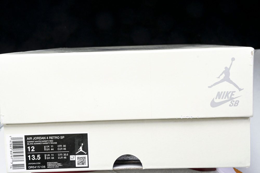 AJ4 Retro SB 'Varsity Red' (Friends & Family) - Image 26
