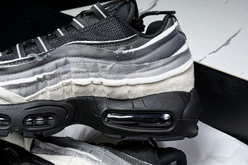Comme des Garcons x AM95 'Grey' - Image 28