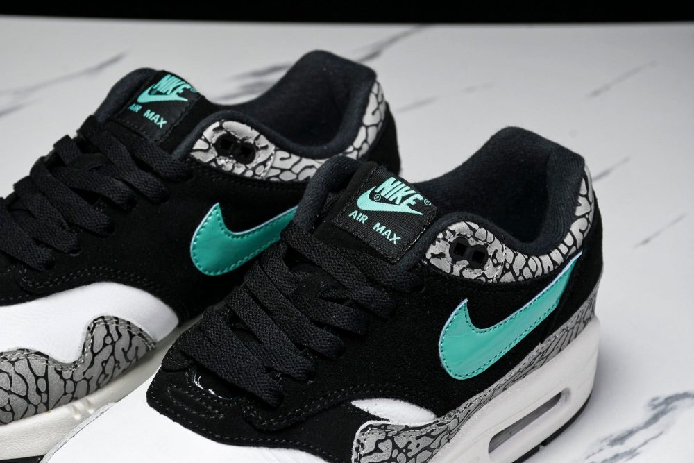 AM1 x Atmos 'Elephant' - Image 17