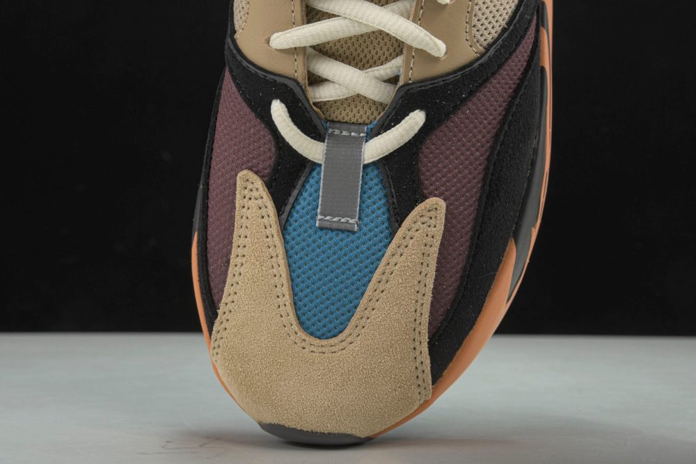 Yzy Boost 700 Enflame Amber - Image 6
