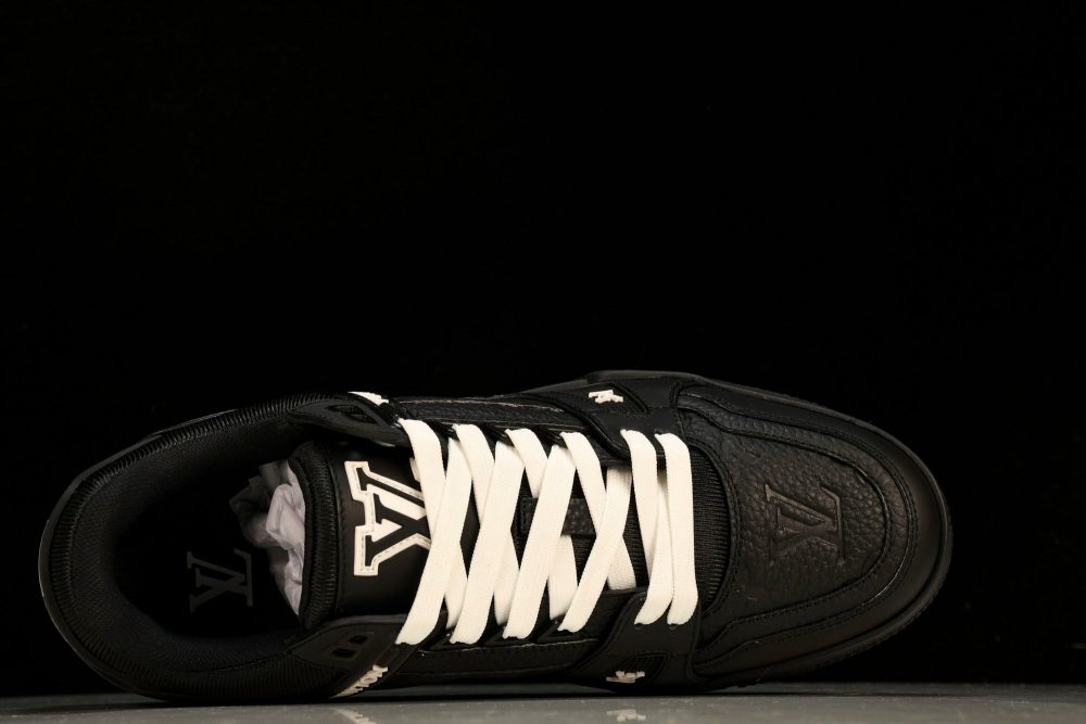 Louis Vuittоп Trainer Low 'Black Embossed' - Image 4