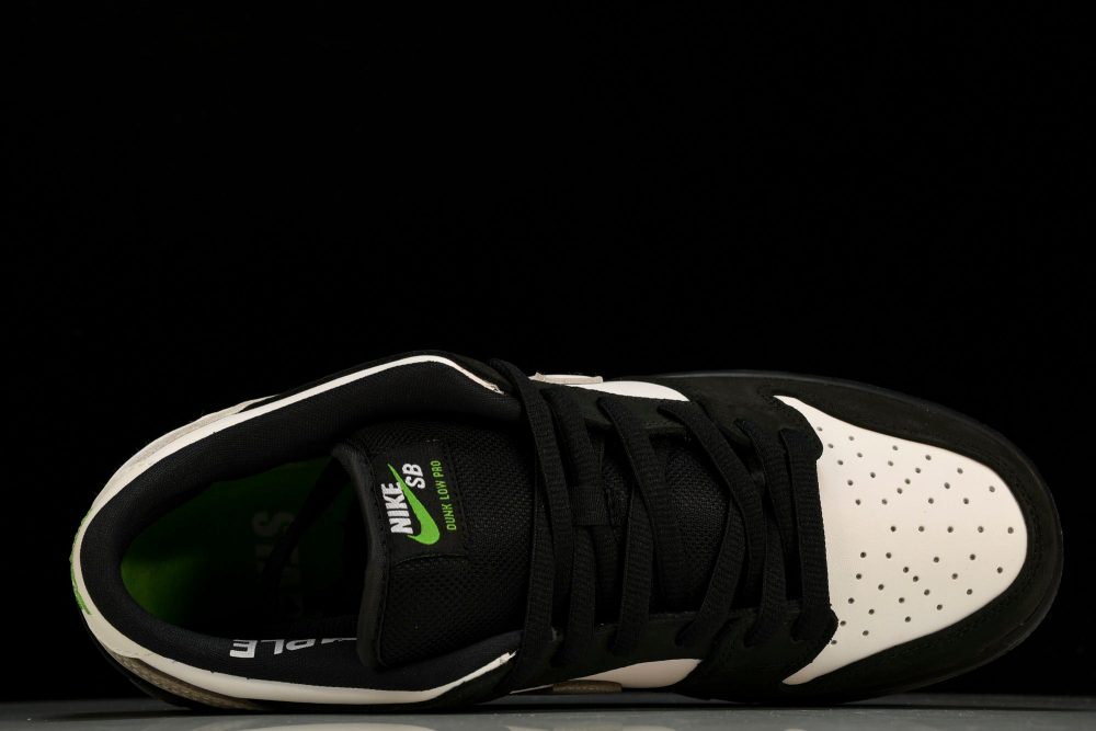 SB Dnk Low 'Staple Panda Pigeon' - Image 4
