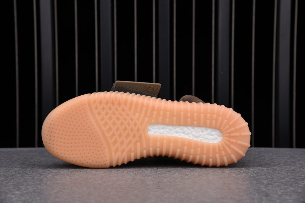 Yzy Boost 750 Chocolate - Image 4