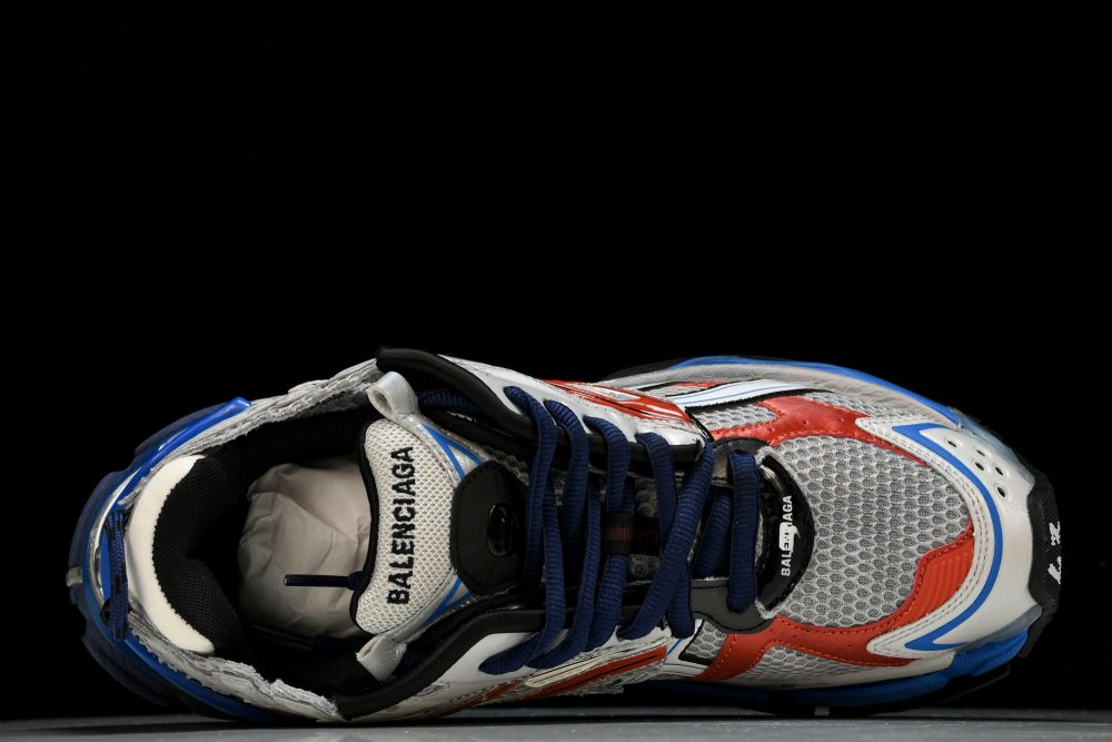 Runner 'Grey Blue Red Black' - Image 4
