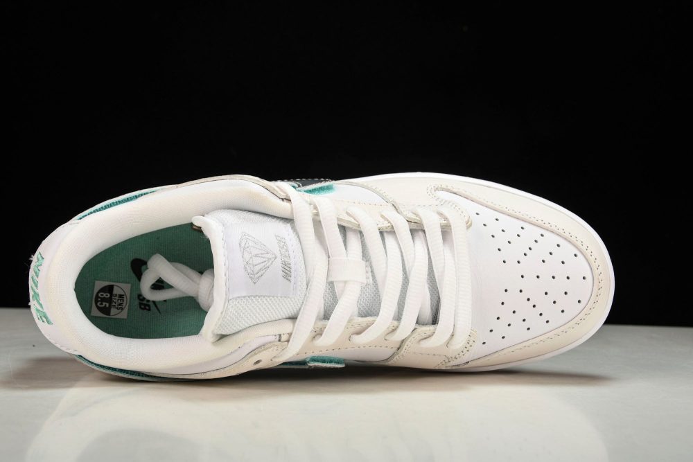 SB Dnk Low x Diamond Supply Co. 'White Diamond' - Image 4