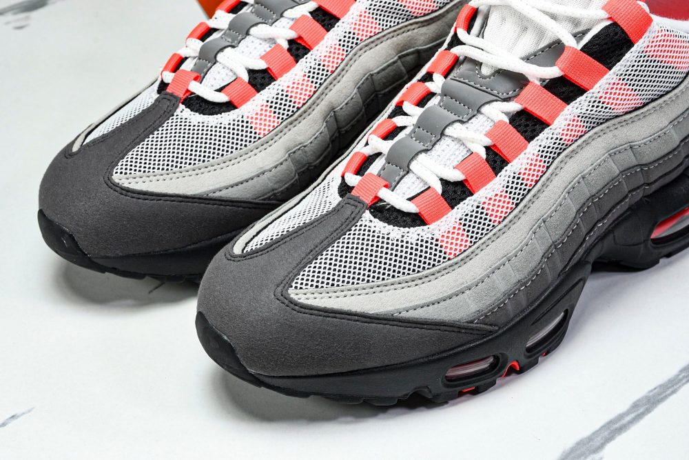 AM95 OG 'Solar Red' - Image 17