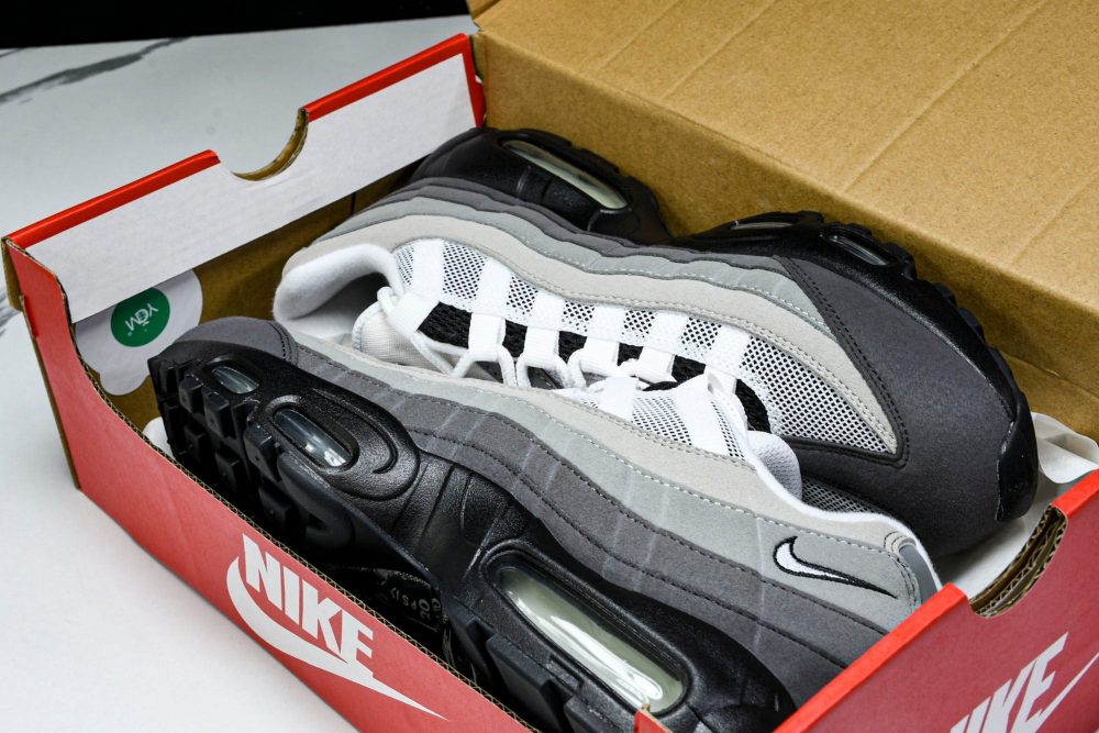 AM95 OG 'Black Anthracite' - Image 30