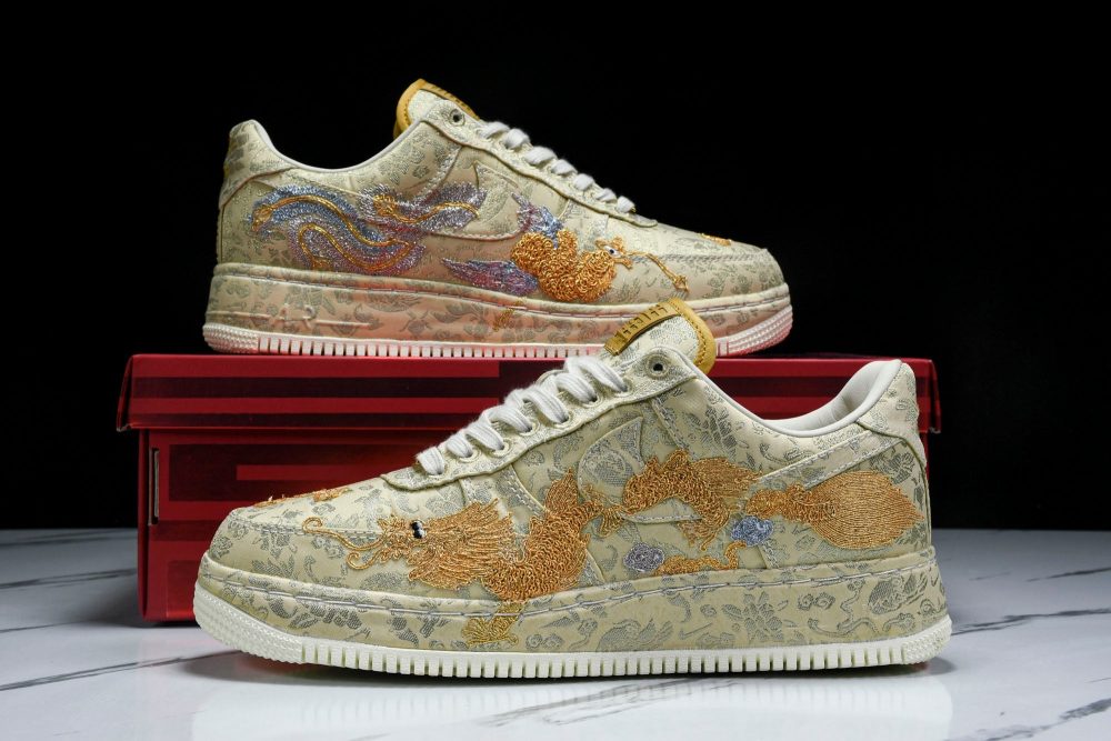 AF1 Low Year of the Dragon 'Gold' (2024) - Image 22