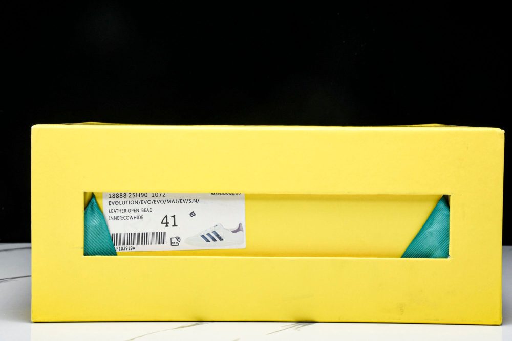 Guссi x Gazelle 'White' - Image 23