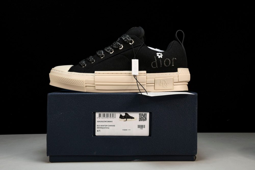 D1or B23 Skater Low x ERL 'Black Canvas' - Image 24