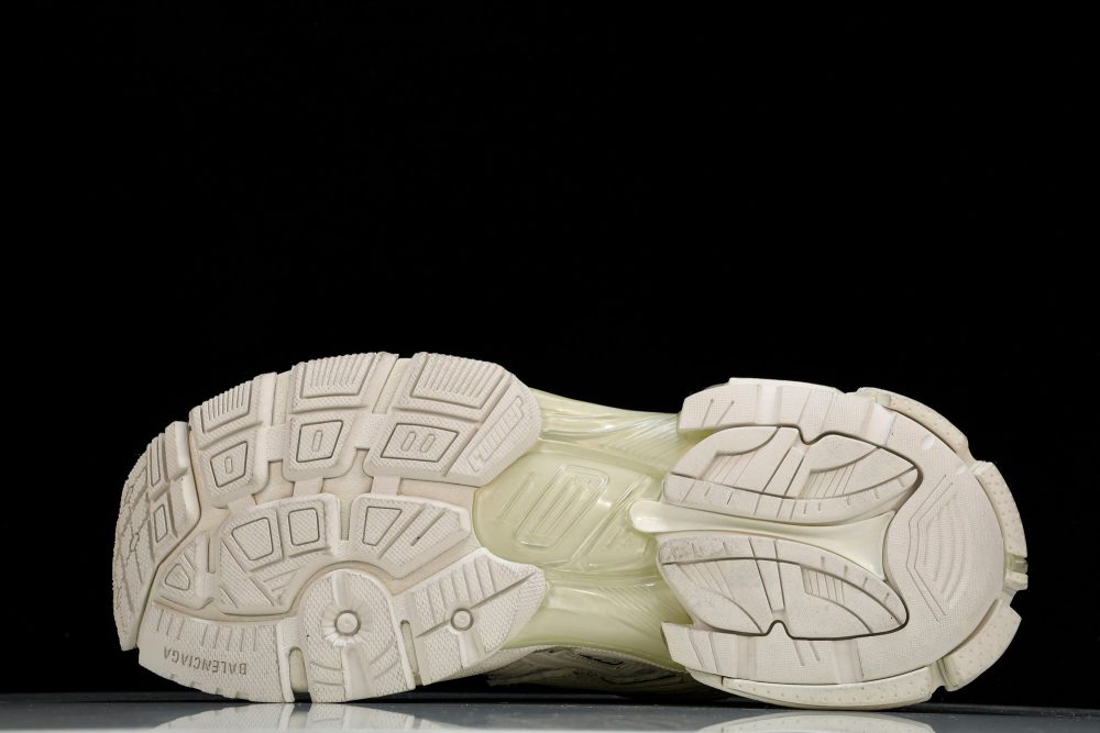 Runner 'White' - Image 5