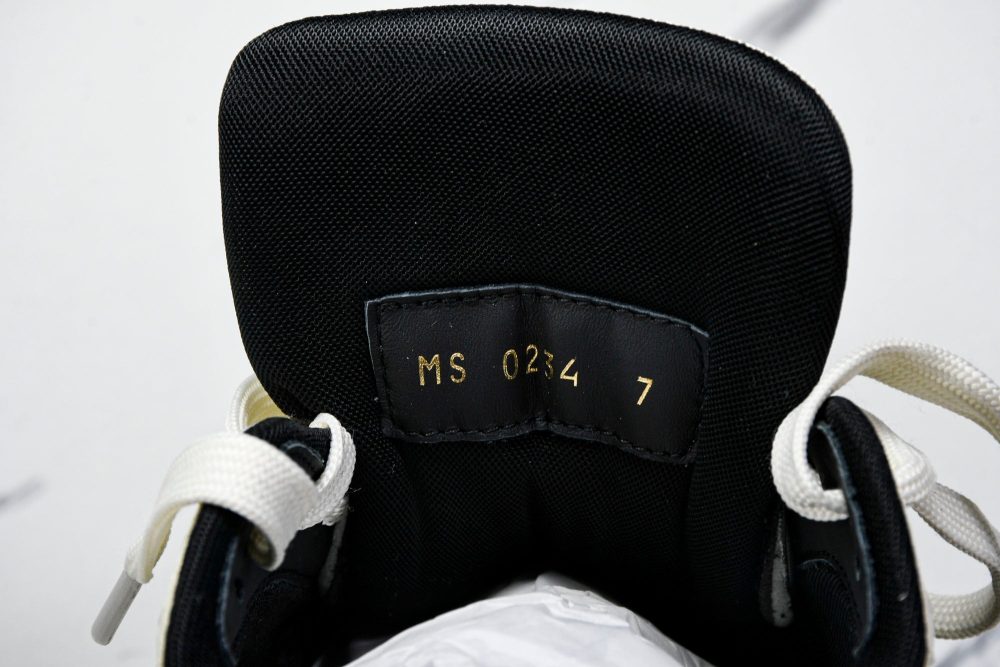 Louis Vuittоп Trainer Low Velcro Strap 'Black White' - Image 12