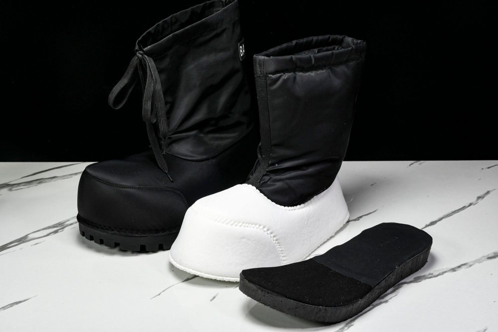 Вalenciaga Alaska Low Boot 'Black' - Image 14