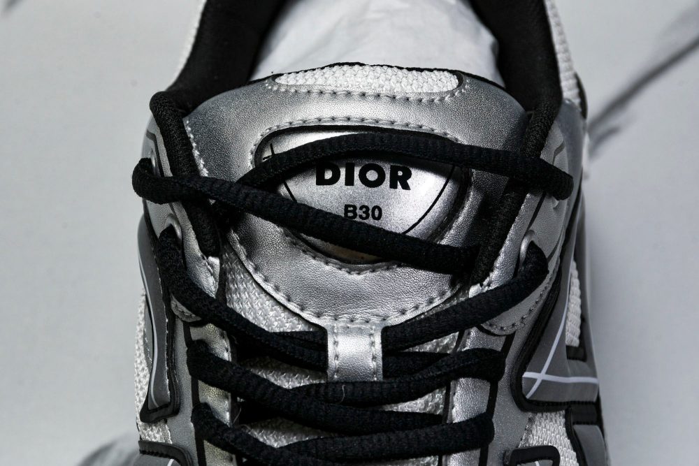 D1or B30 'Silver White' - Image 11
