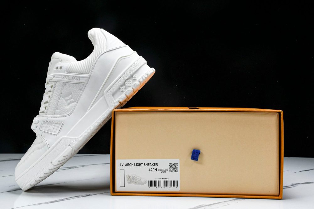 Louis Vuittоп Trainer Low 'White Embossed' - Image 22