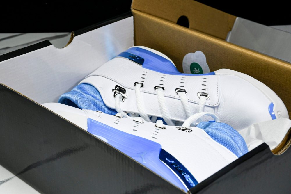 AJ17 Retro 'University Blue' (2024) - Image 20