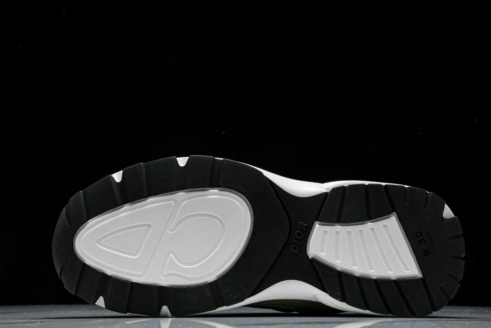 D1or B30 'Olive White' - Image 5