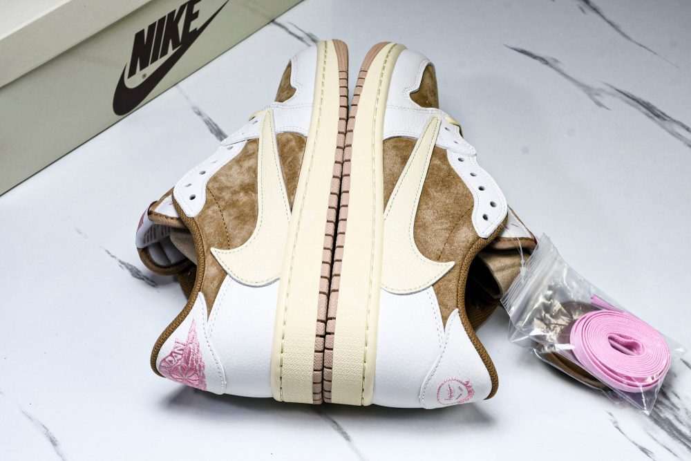 Travis Scott AJ1 Retro Low OG 'Sail Shy Pink' - Image 21