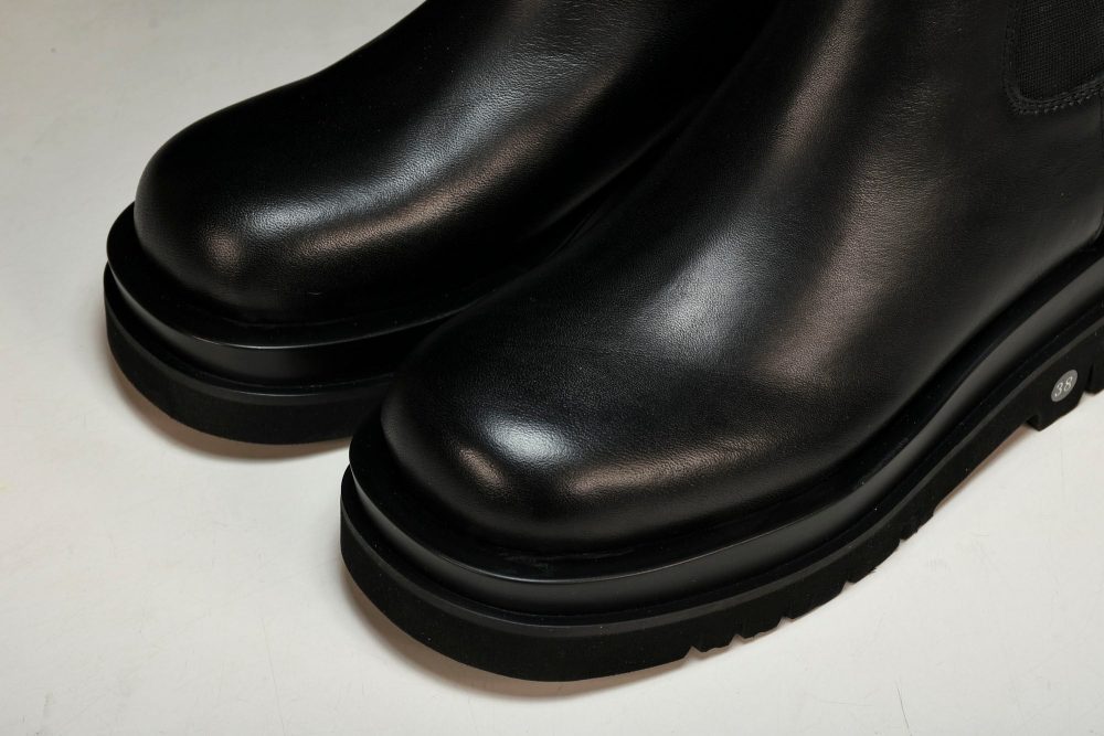 Вottega Veneta Lug Ankle Chelsea Boots 'Black' - Image 9