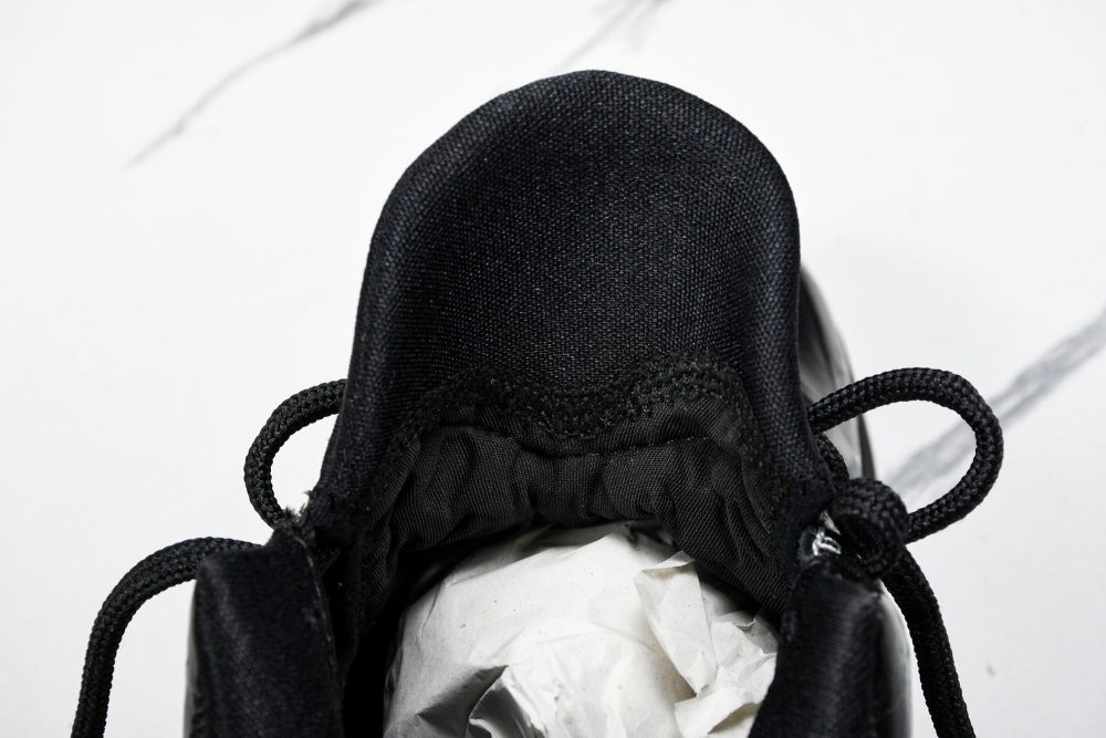 Kobe 5 'Blackout' - Image 12
