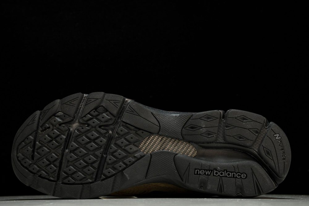 NB 990v3 x JJJJound 'Brown' - Image 5