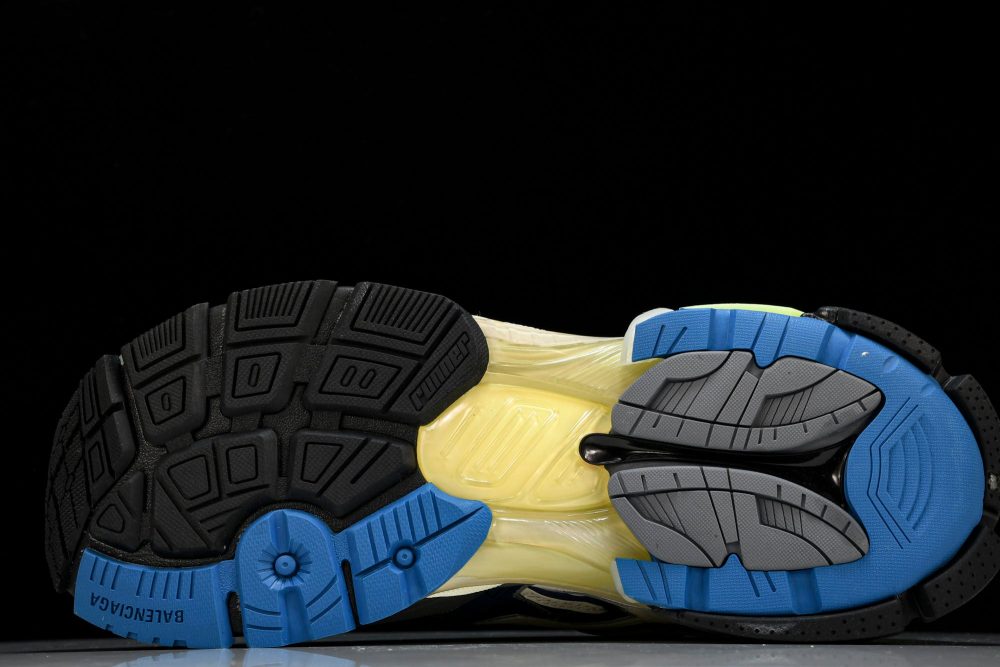 Runner 'Green Blue Grey Black' - Image 5