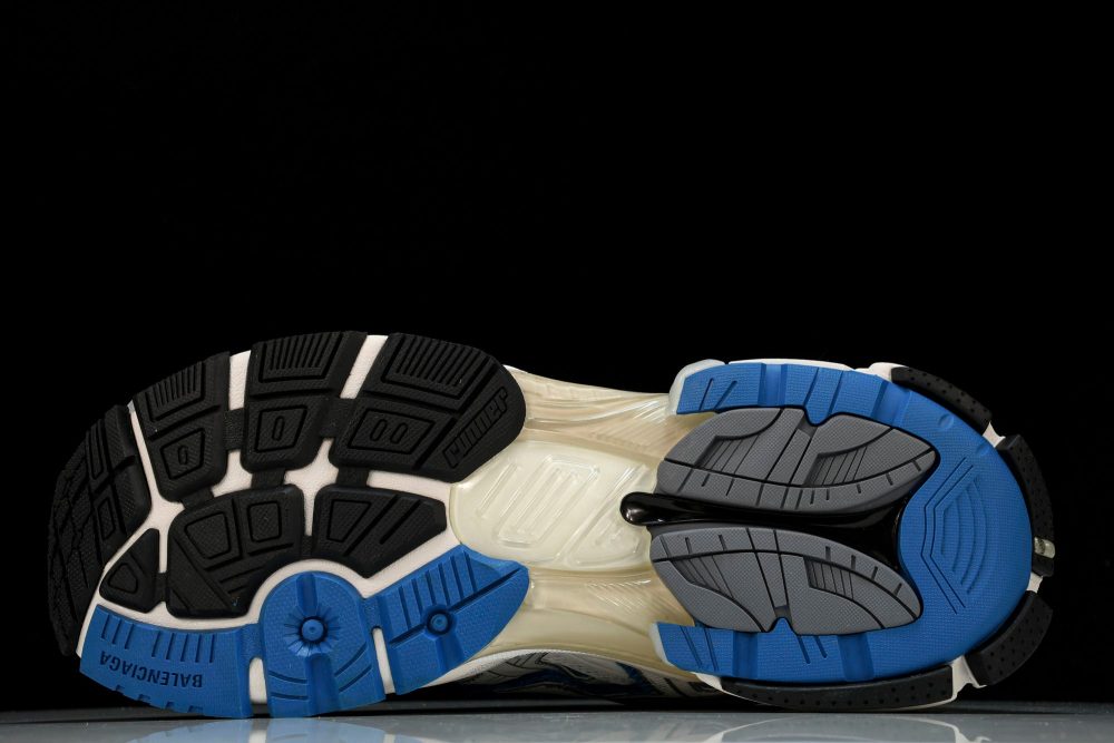 Runner 'Blue Grey' - Image 5