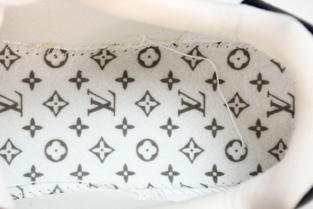 Louis Vuittоп Trainer Low by Yayoi Kusama 'Black' - Image 15