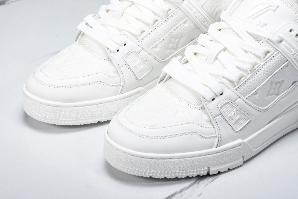 Louis Vuittоп Trainer Low 'White Embossed' - Image 17