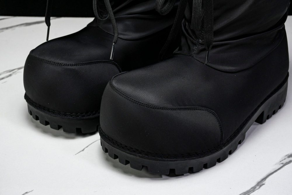 Вalenciaga Alaska Low Boot 'Black' - Image 16