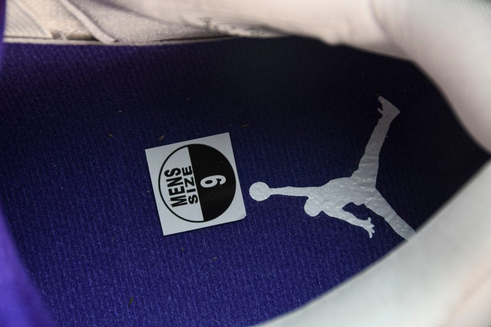 AJ4 Retro OG 'Purple Metallic' - Image 15