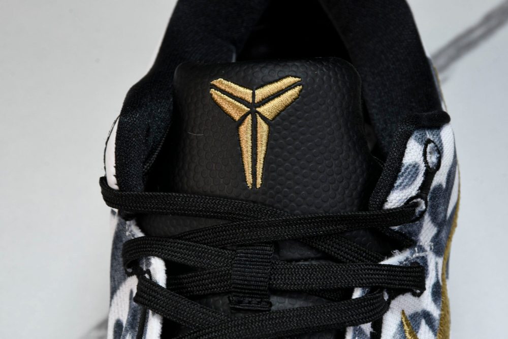 Kobe 8 Protro 'Mambacita' - Image 11