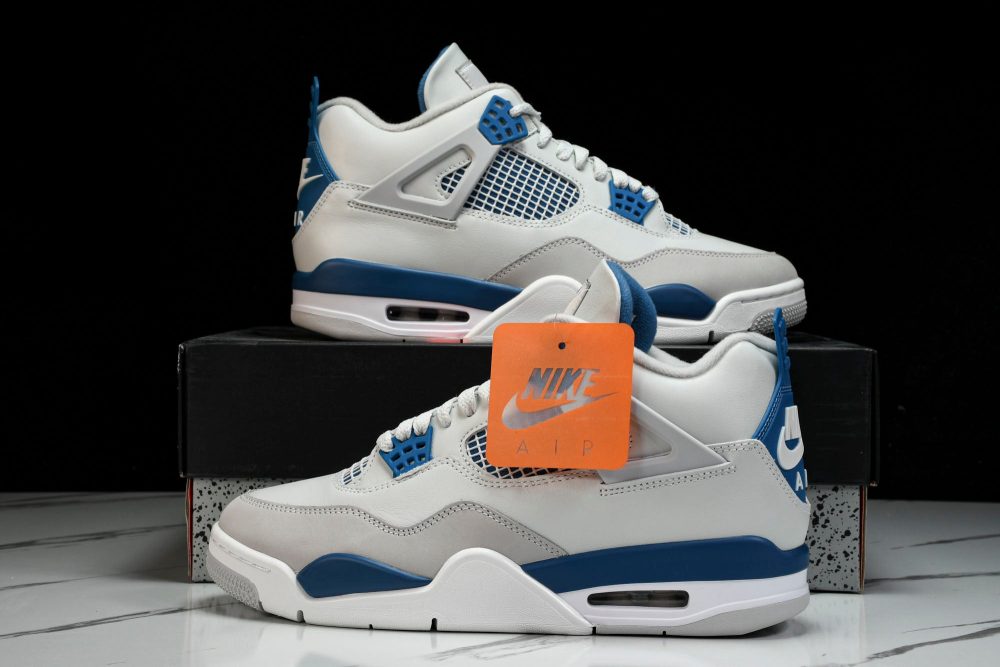 AJ4 Retro OG 'Military Blue' - Image 25