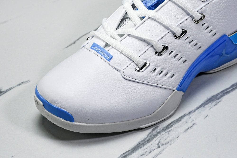 AJ17 Retro 'University Blue' (2024) - Image 9