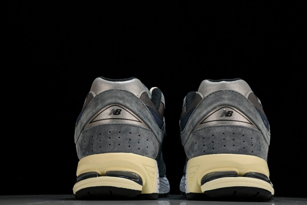 NB 2002R x JJJJound 'Storm Blue' - Image 7