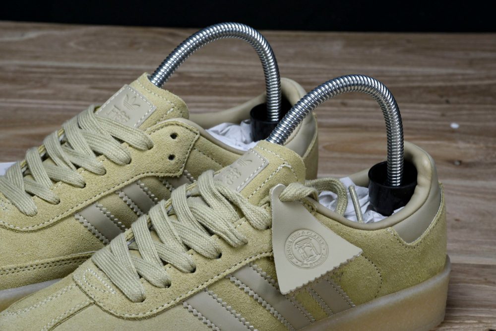 AD x Clarks '8th Street Samba' by Ronny Fieg 'Savannah' - Image 20