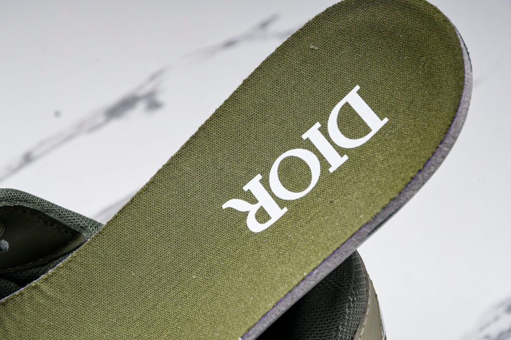 D1or B30 'Olive White' - Image 13