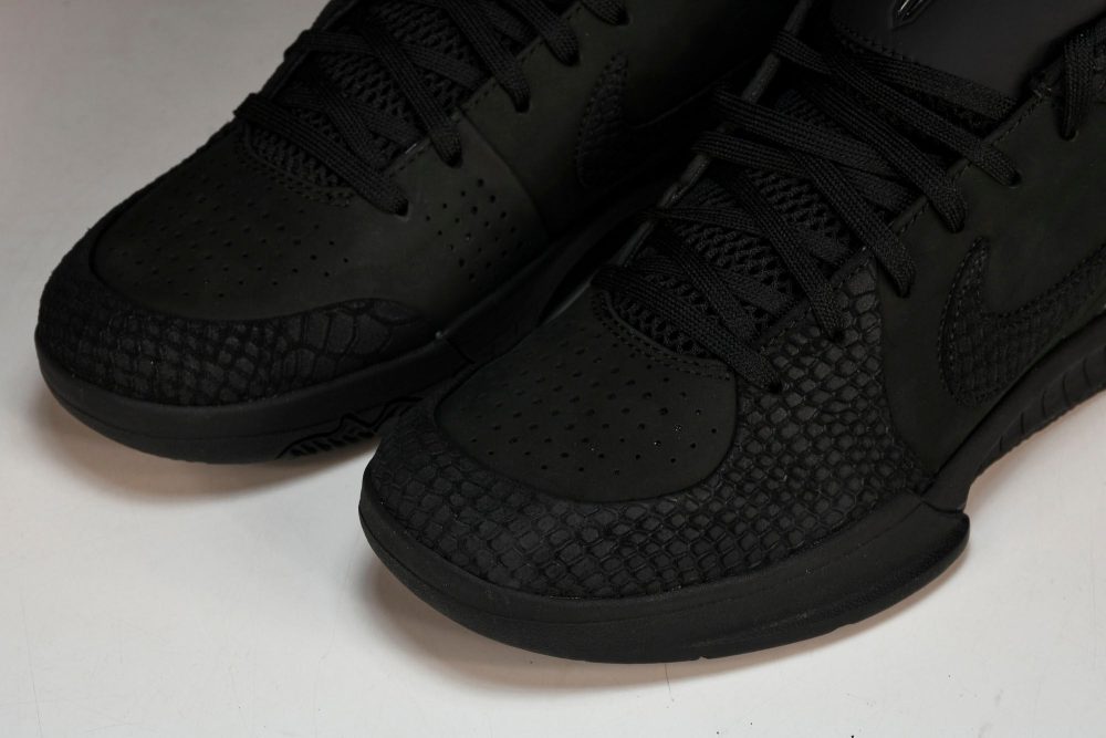 Kobe 4 Protro 'Gift of Mamba' - Image 21