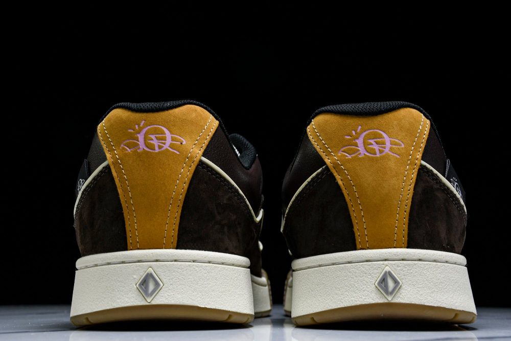 Travis Scott x D1or B713 Cactus Jack 'Mocha Cream' - Image 7