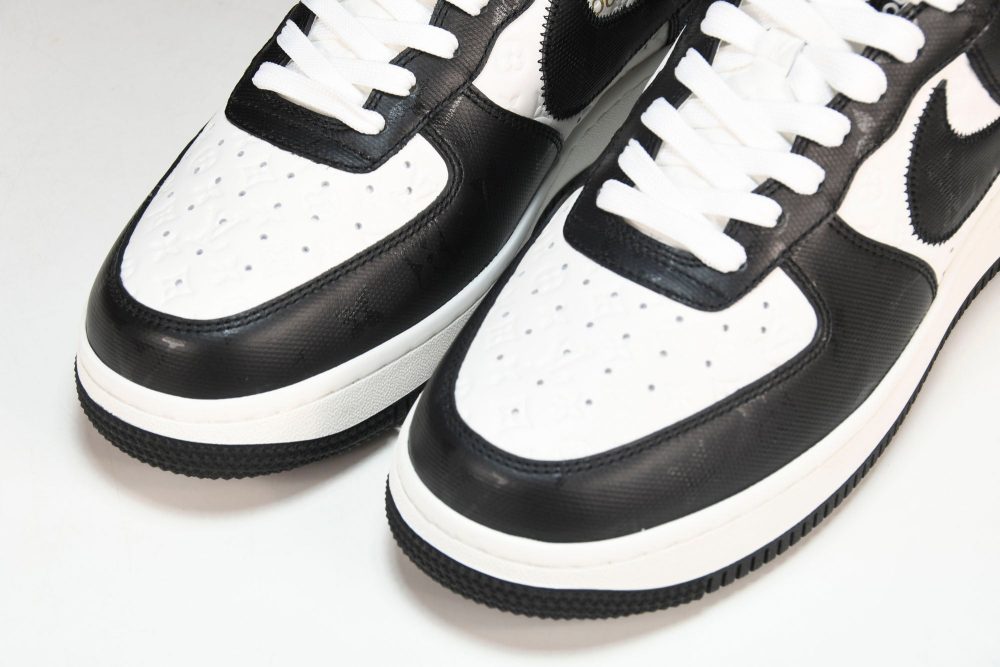 Louis Vuittоп x AF1 by Virgil Abloh 'Black White' - Image 21