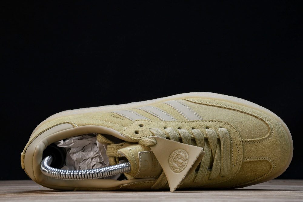 AD x Clarks '8th Street Samba' by Ronny Fieg 'Savannah' - Image 4